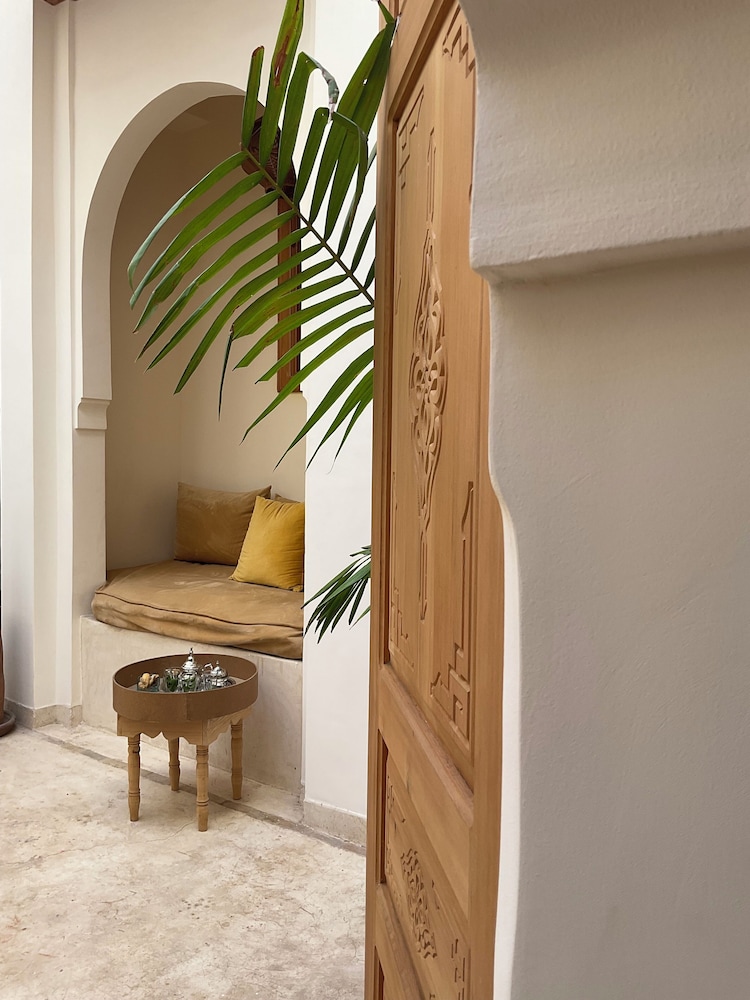 Riad Al Muhandiz