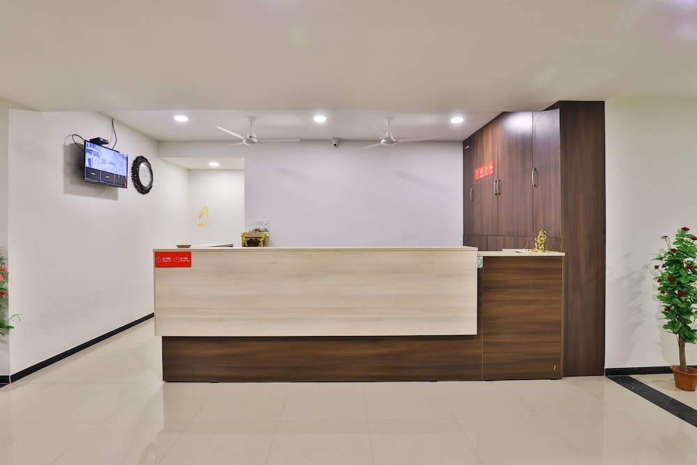 OYO 26578 Hotel Aashray view 2