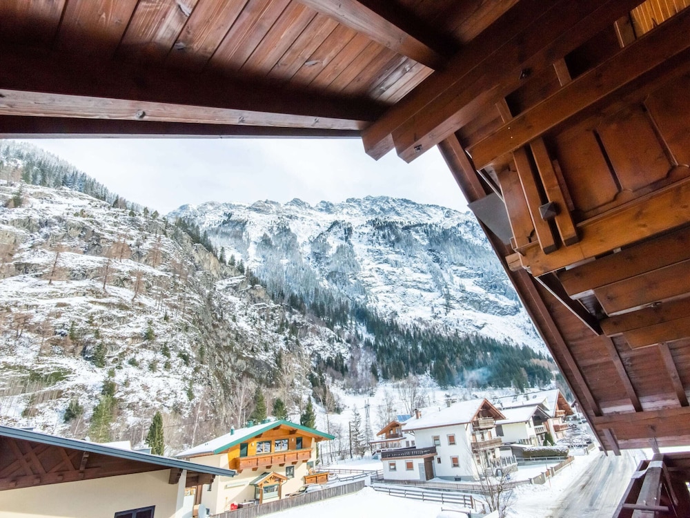 Comfortable Apartment in Langenfeld With ski Storage