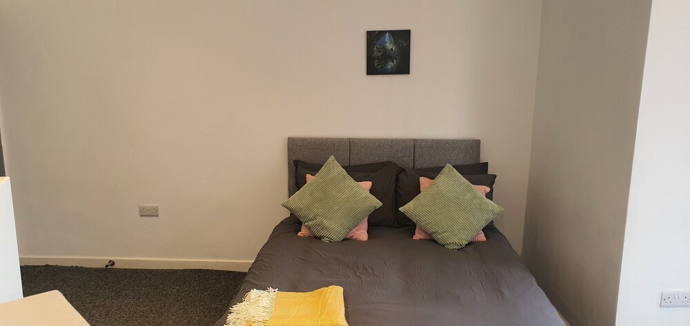 Luxury 2 Bedroom Apartment