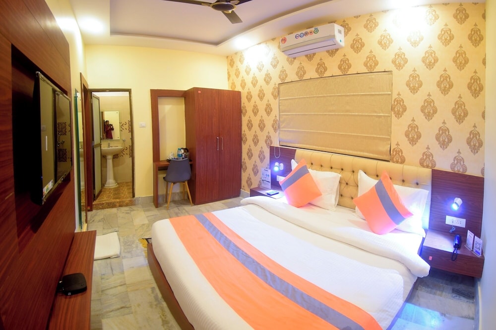 THE KASHI RESIDENCY