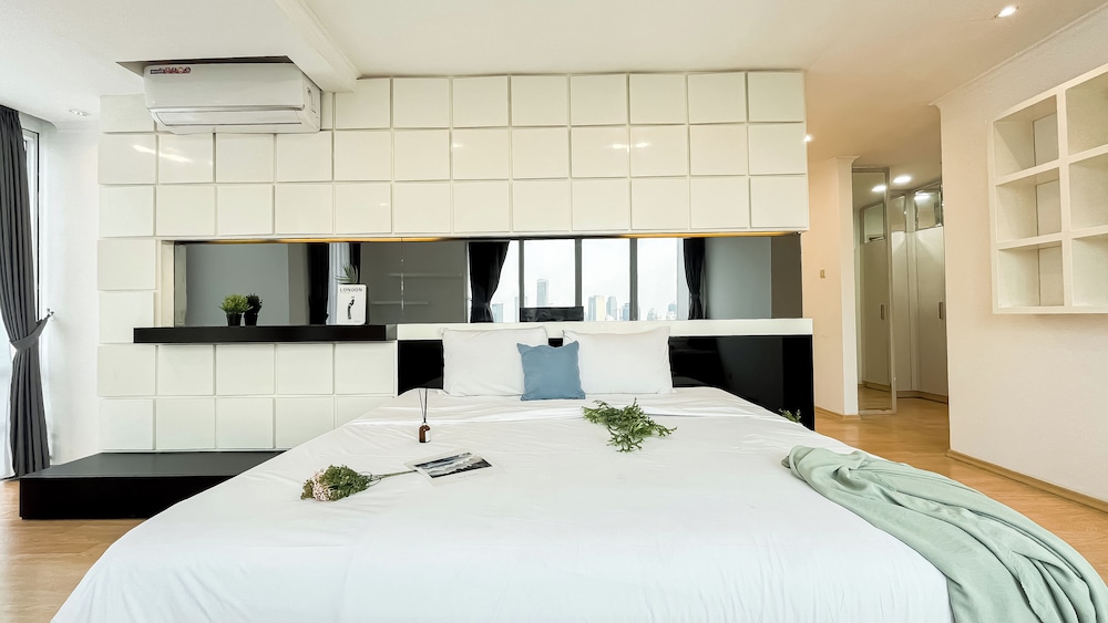 Spacious Luxury 2Br Apartment With Extra Room At Fx Residence