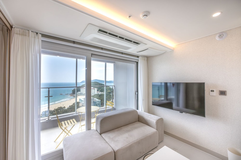 Haeundae Wave
