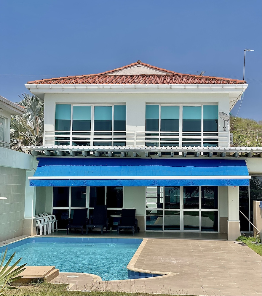 Casa Del Mar
