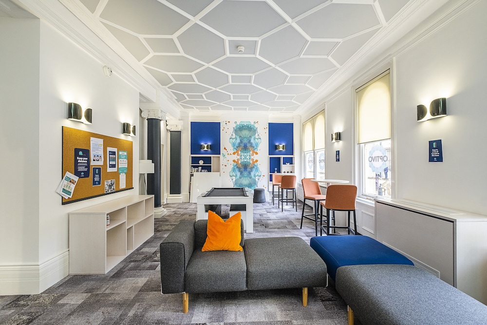 Modern Rooms - LONDON