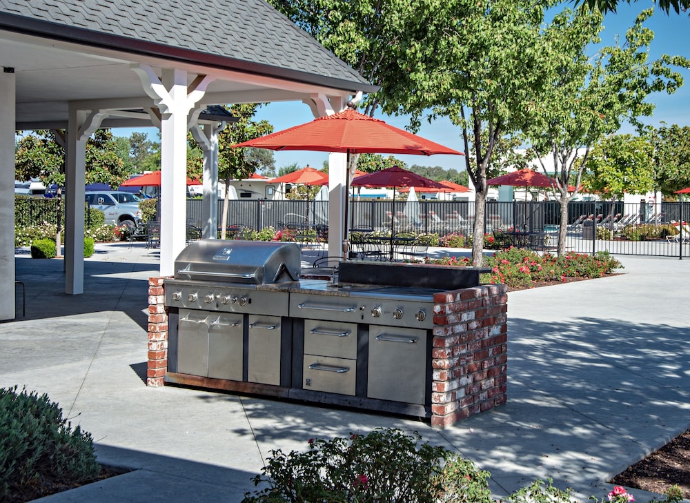 Vines RV Resort