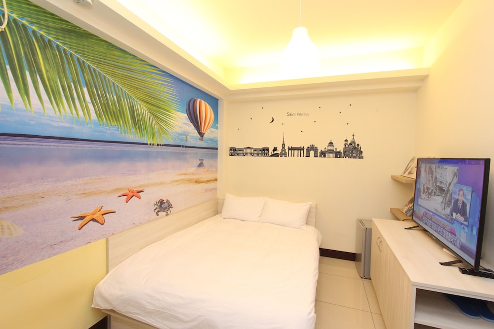 Miaoli Holiday - Hall 113