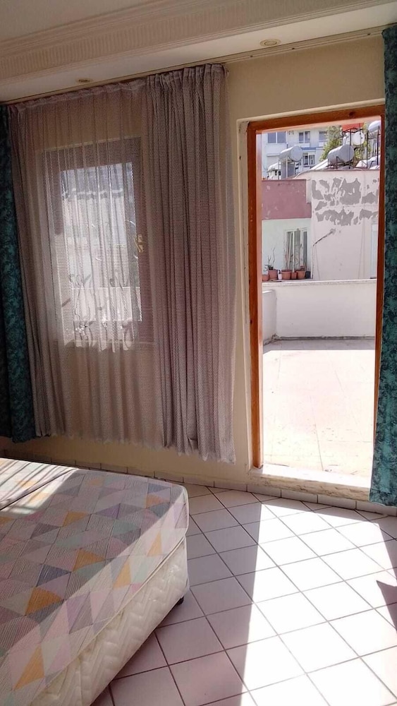 Karya Konaklama