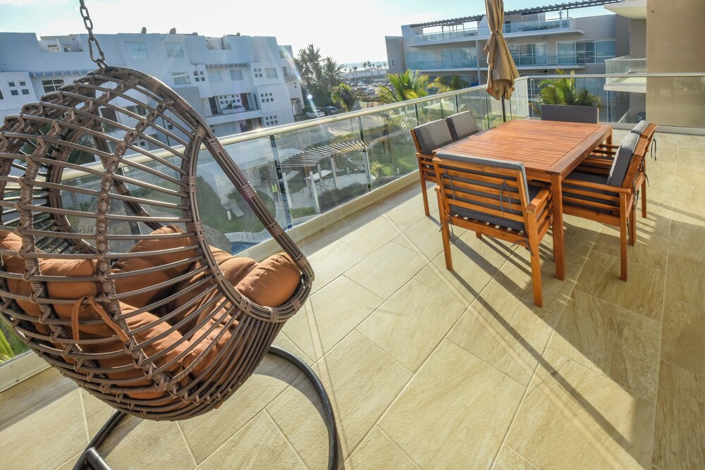 New Vidamar Apartment with Pool & Tennis
