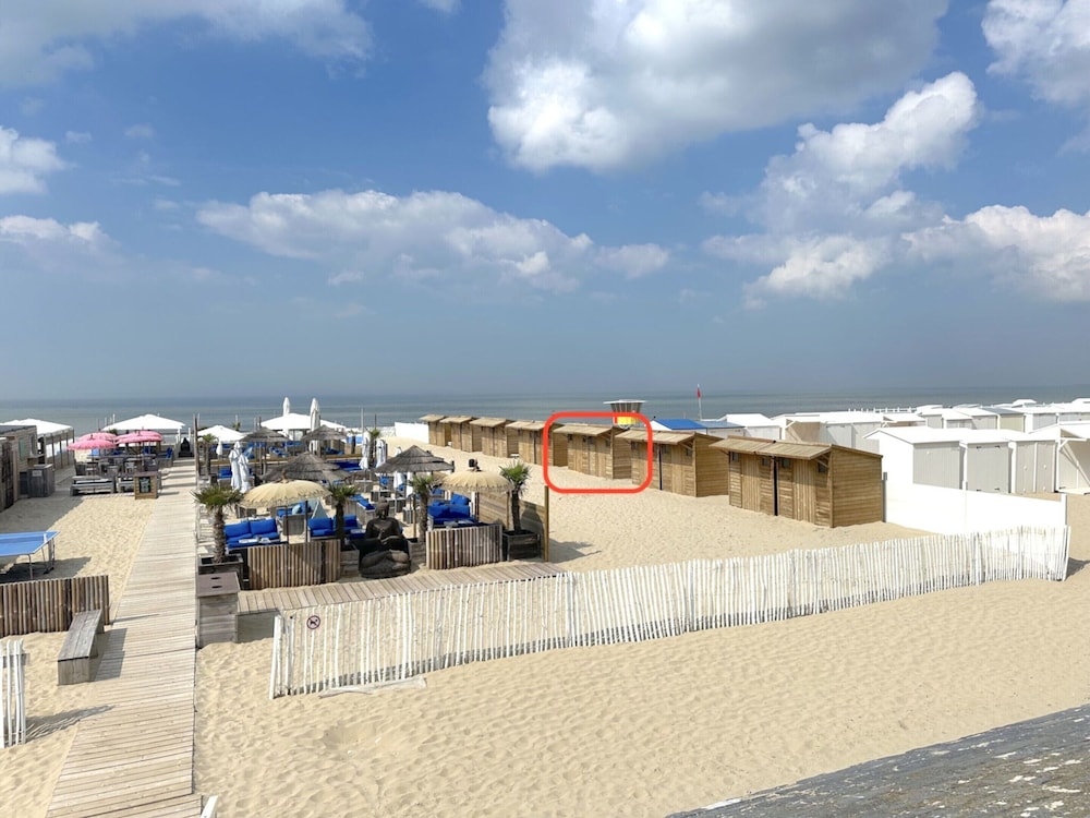 Spacious Studio Near Seafront