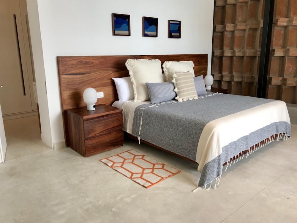 El Careyes Club & Residences
