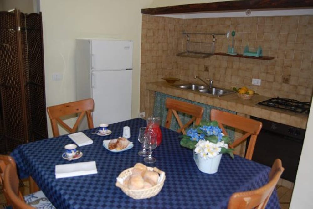 Marina Del Cantone Chalet photo 4