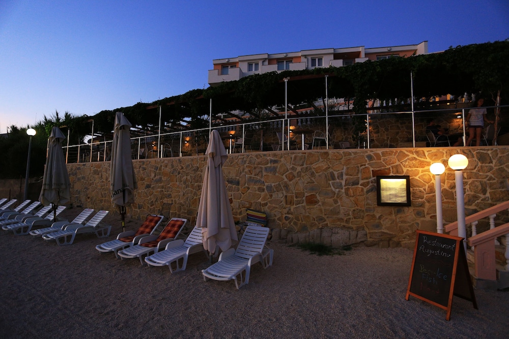 Pension Augustino