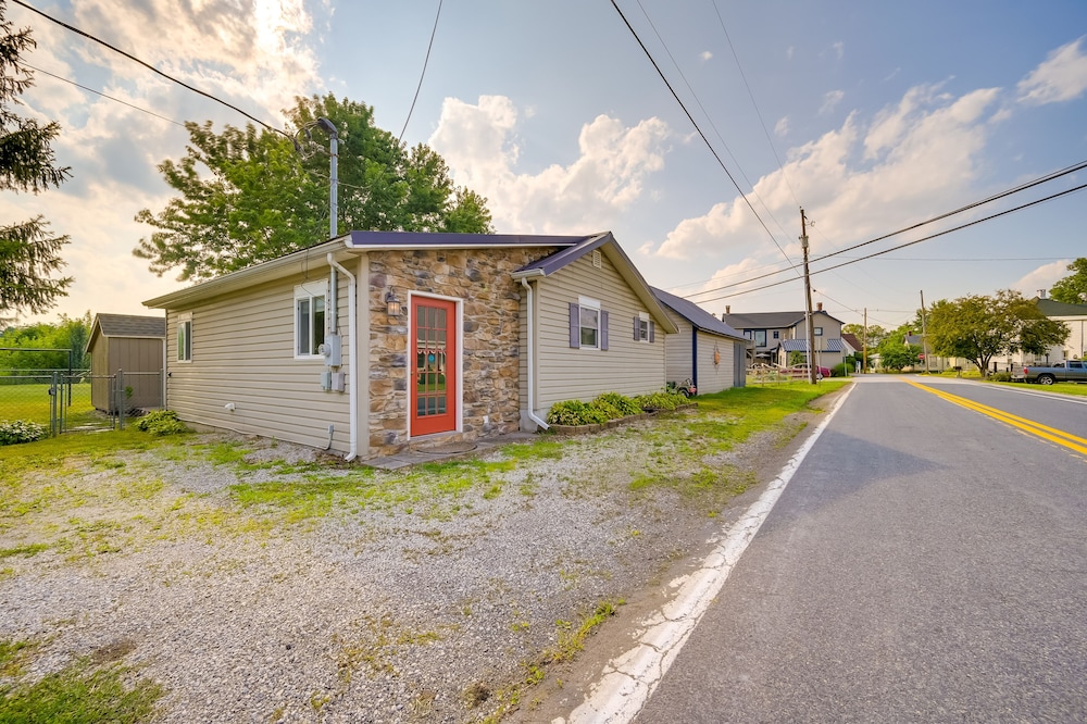Cozy Fairfield Escape Near Historic Sites view 2
