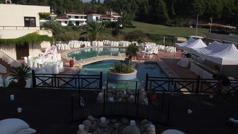 Elani Bay Resort