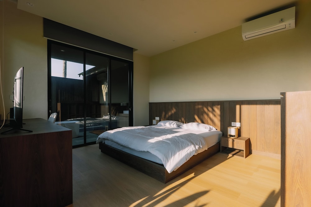 Himawari House