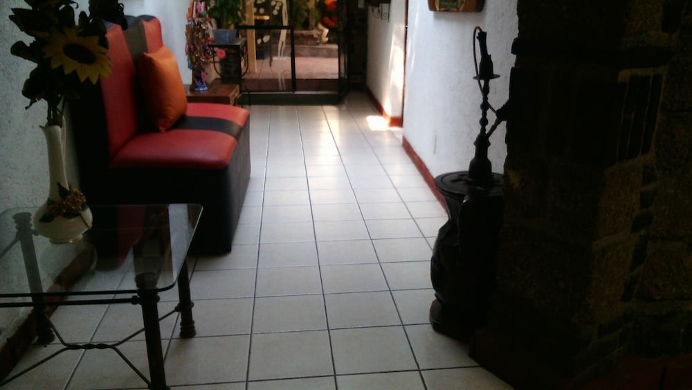 Suites Bosques Medica Sur