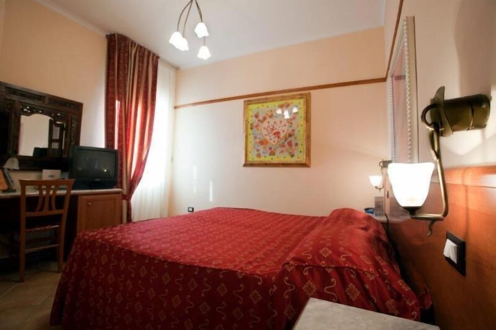 Hermitage Capua Hotel