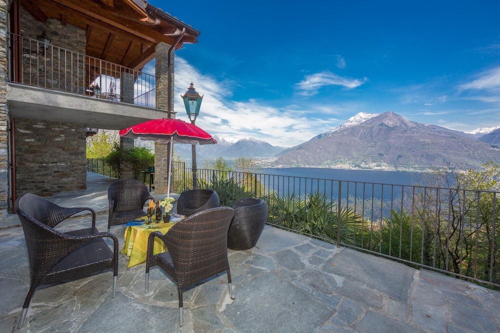 Villa Aquila in Pianello del Lario