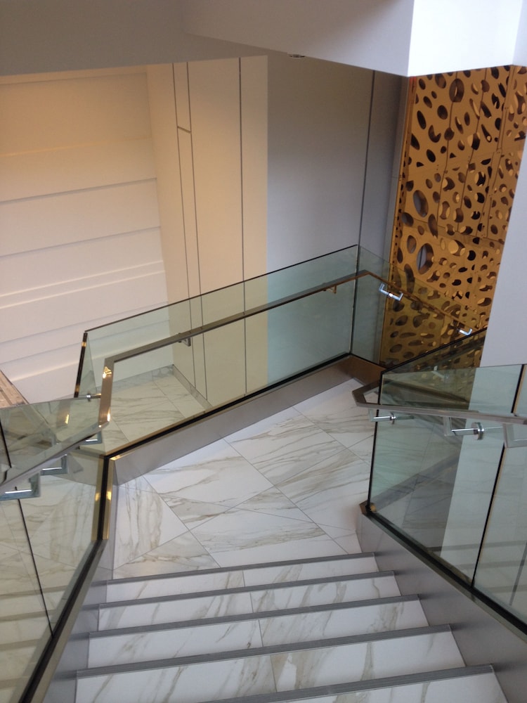 Atlantis Furnished Suites - York Street