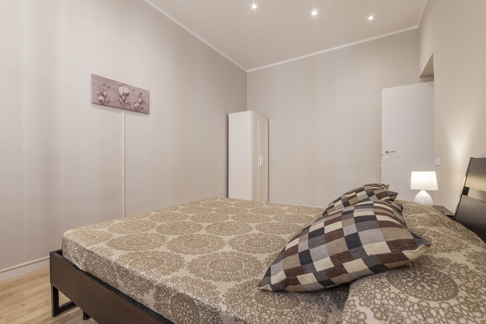 Vittorio Emanuele Apartment