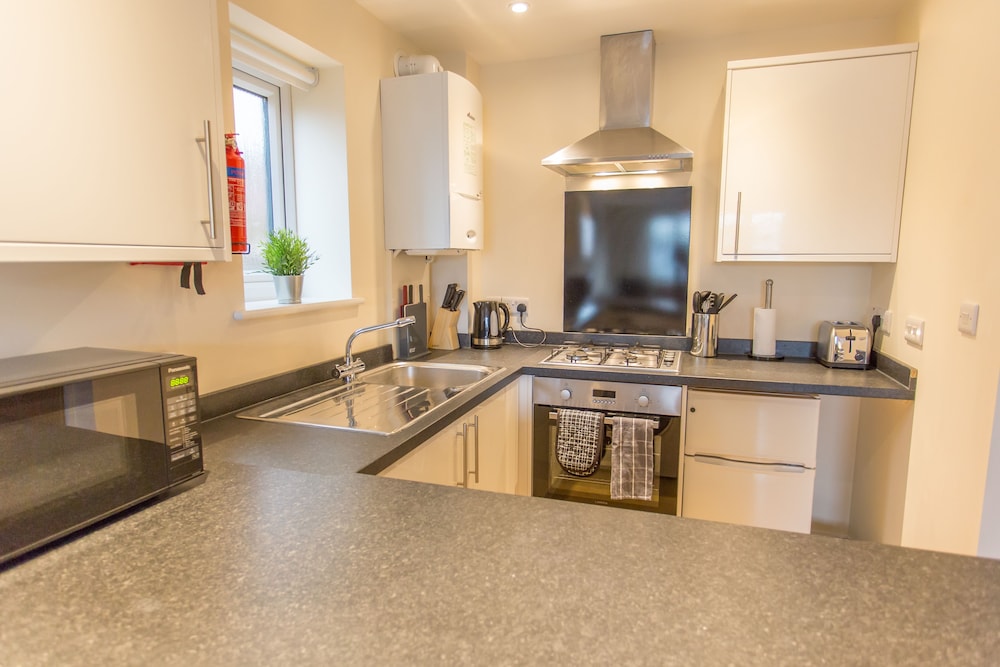 Oxford Vacations - Razia Apartments - Property Image 85
