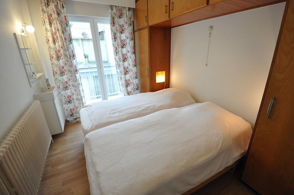 Apartment in Duinbergen Near Sandy Beach