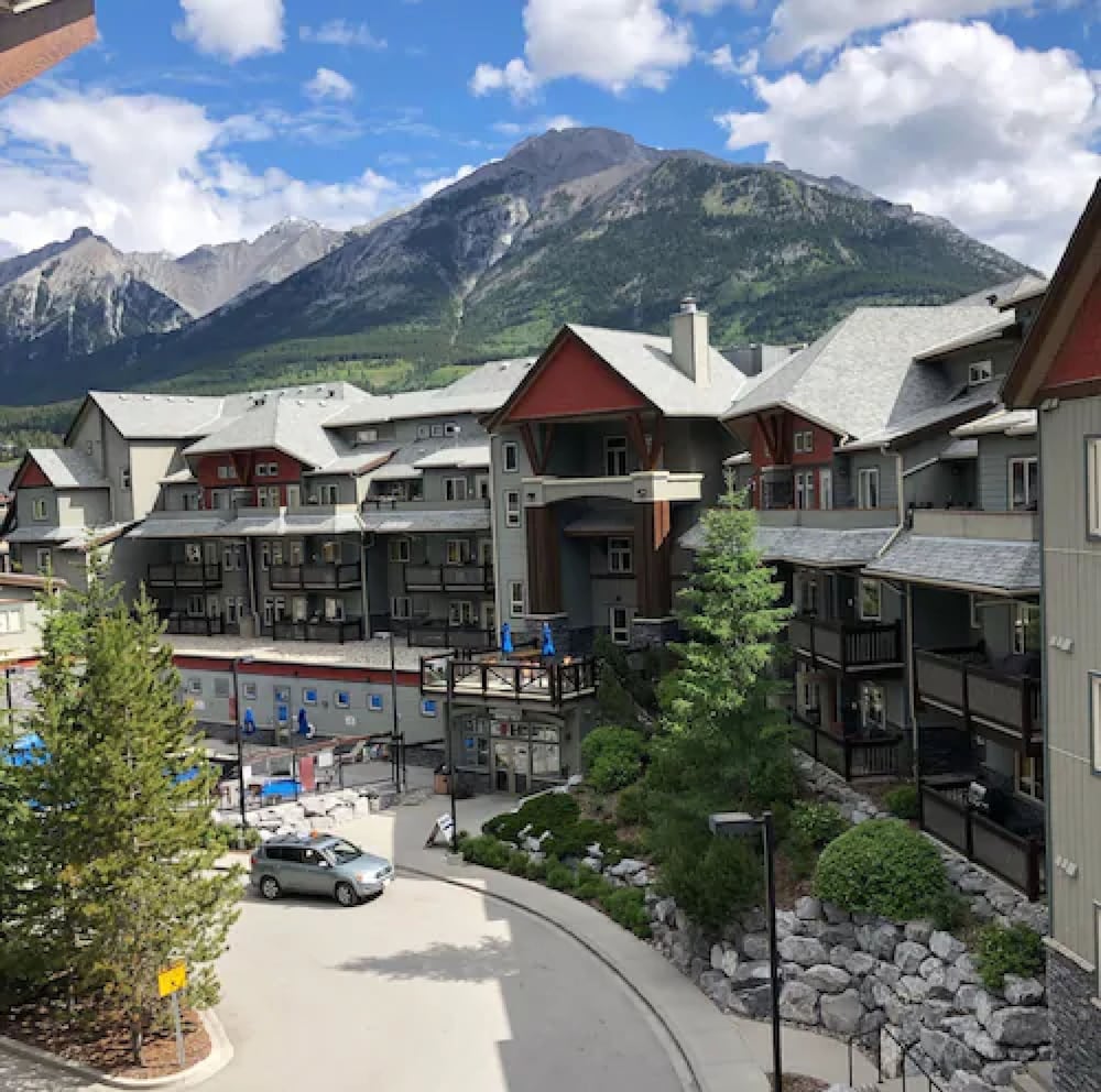 Lodges at Canmore