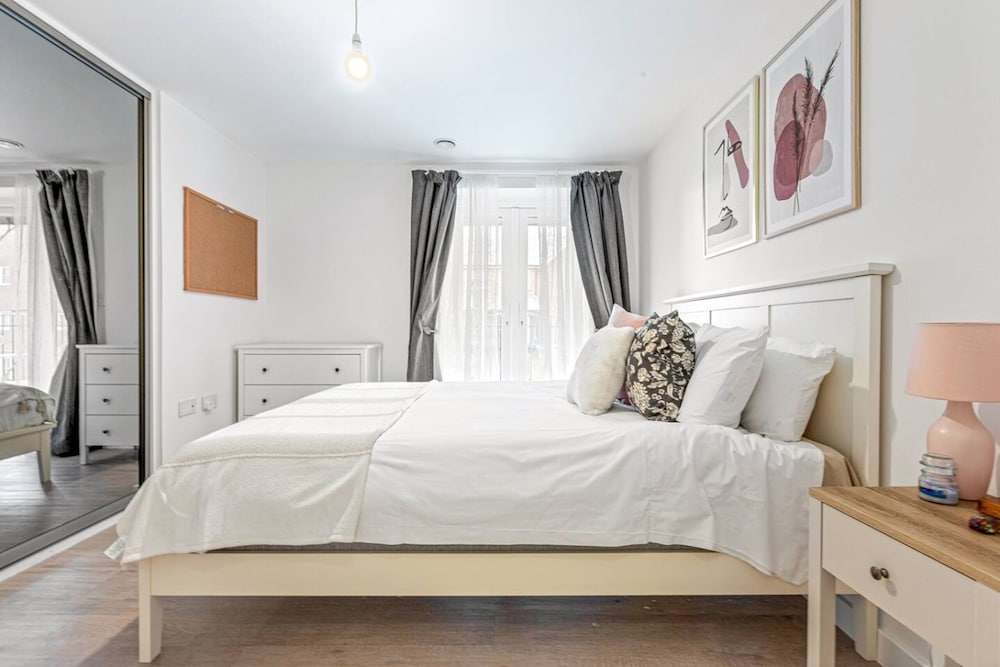Franklin Apartment - From 140 Per Night