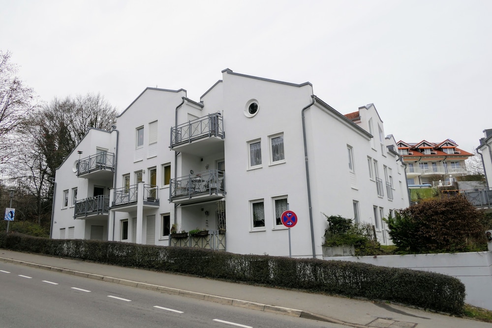 Apartment Central