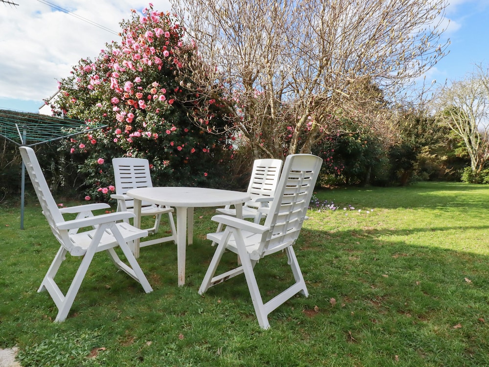 Truro Vacations - 5 Carlyon Road - Property Image 3