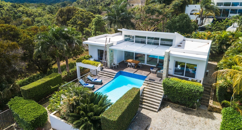 Villas Agua Dulce