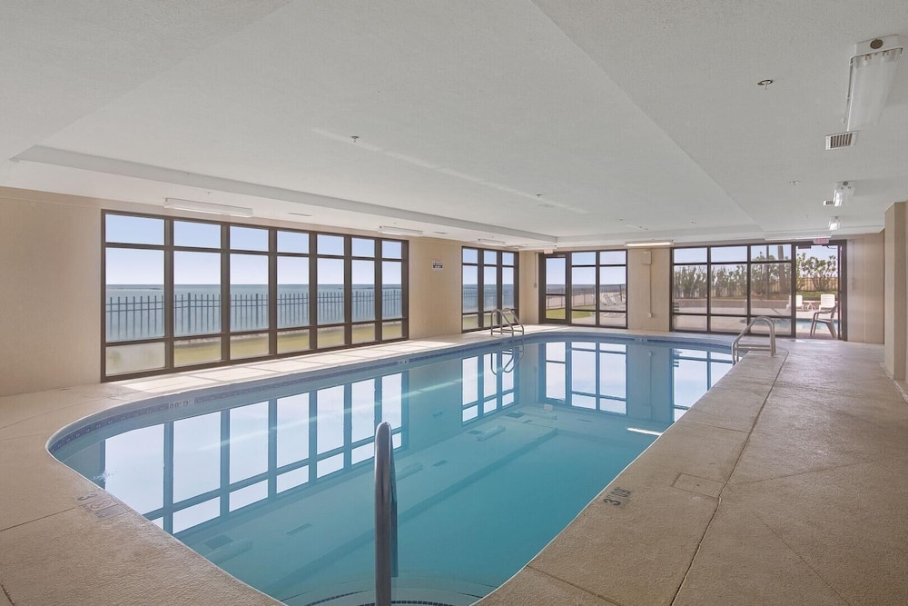Grand Pointe 602
