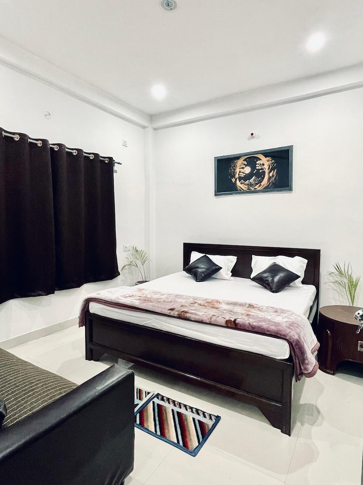 Majestic Guest House