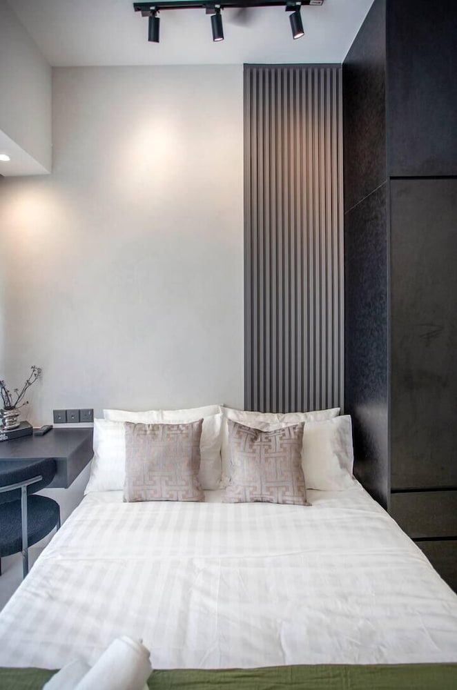 Novo Suites @ Jalan Ampang Skypool
