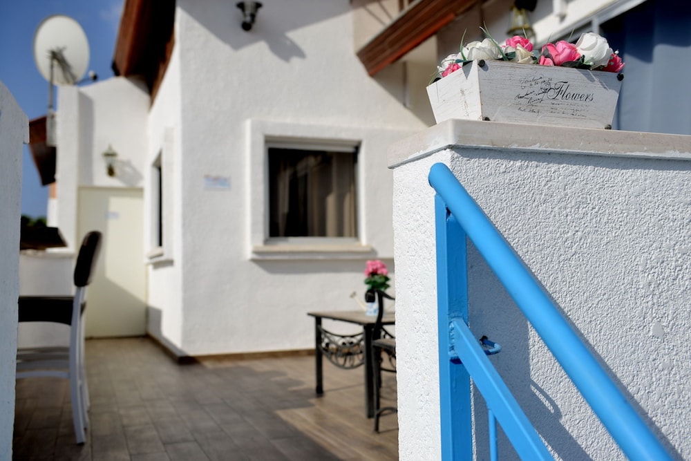 Dayos Unique Suites