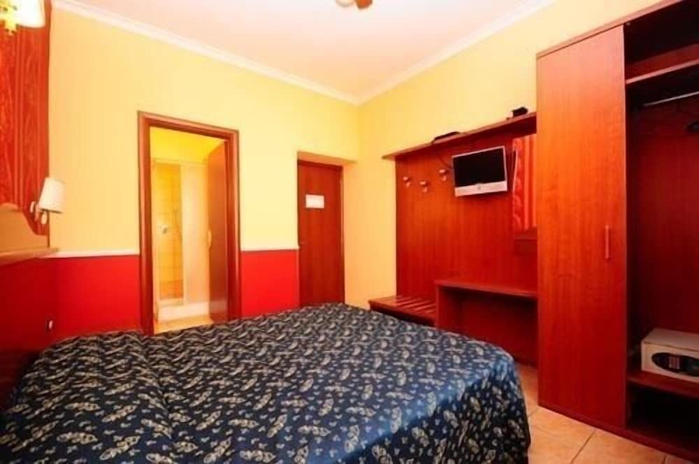 Termini Station Rooms
