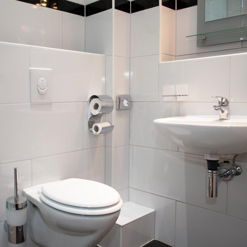 Hannover Vacations - Alexander Business Hotel - Property Image 9