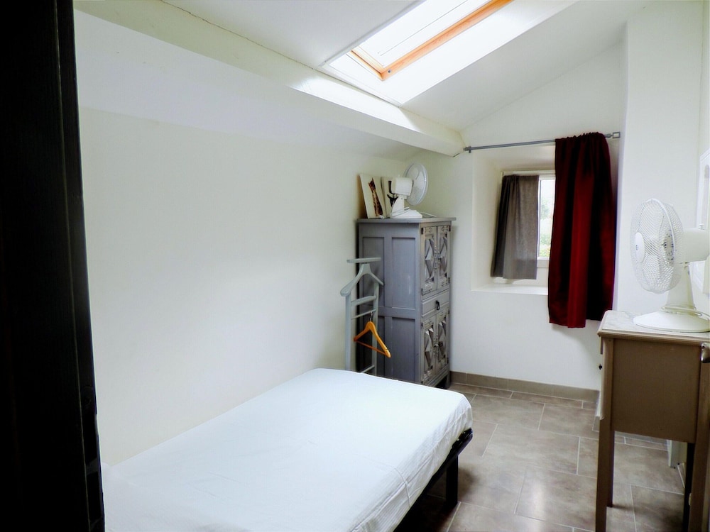 Authentic Stone Mas Retreat