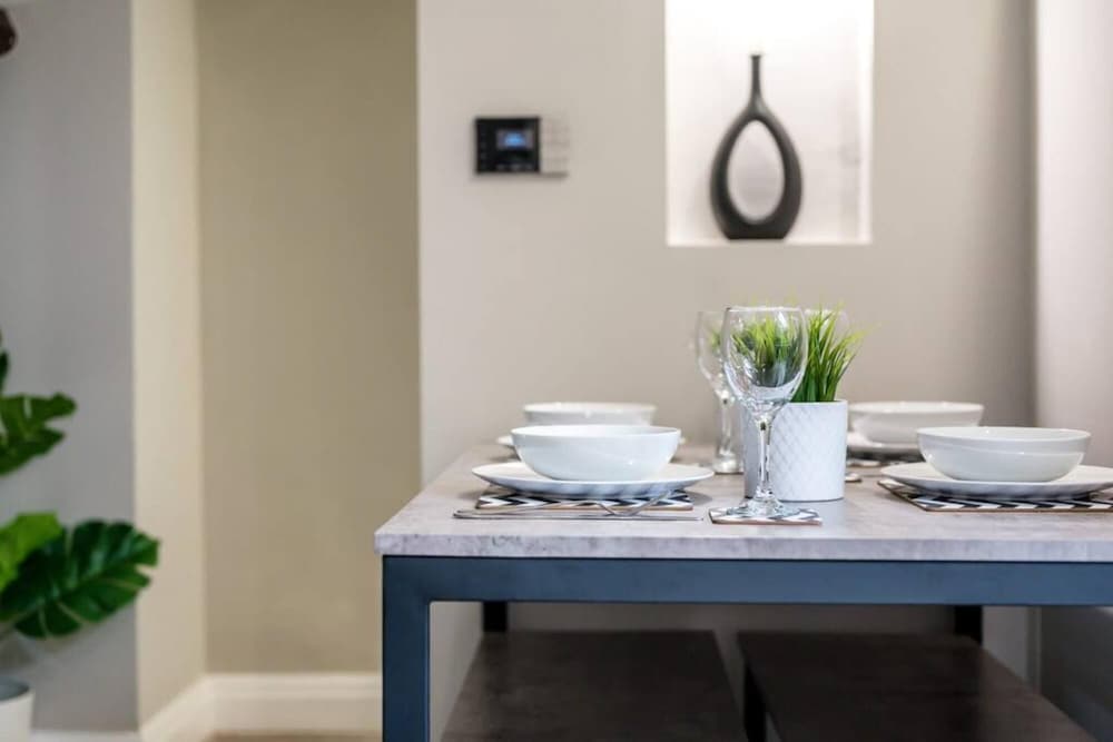 Host Apartments Picasso s Place III view 5
