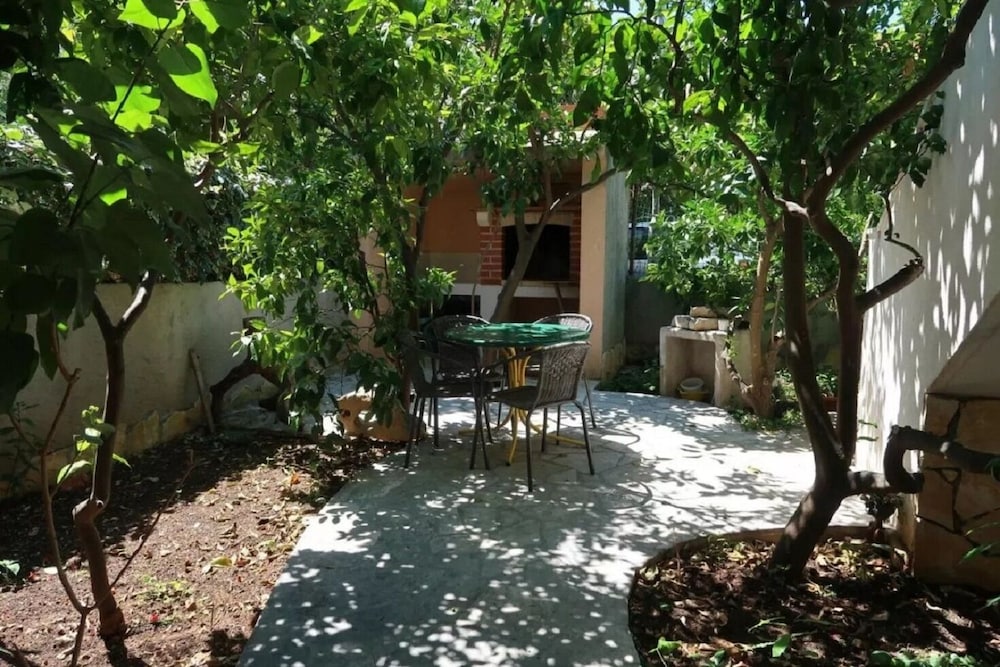 Brti - 250 m From Beach - A1 Plavi view 3