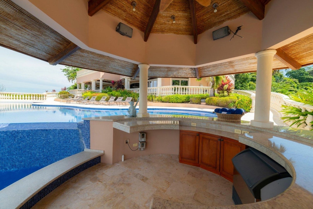 - Casa Garmus - 10 bdr Ocean View