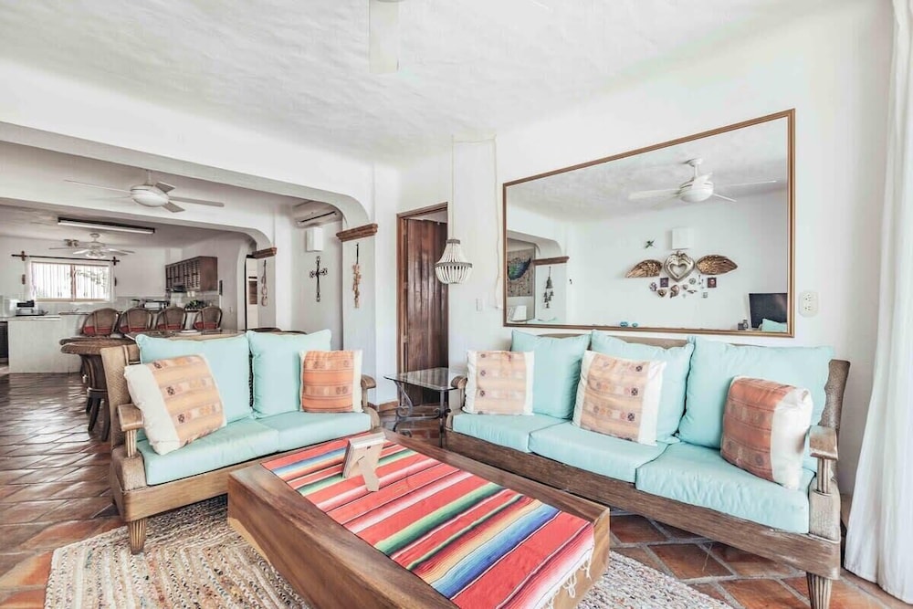 Beach Front Building 2Br Condo-balcony-beach-pool