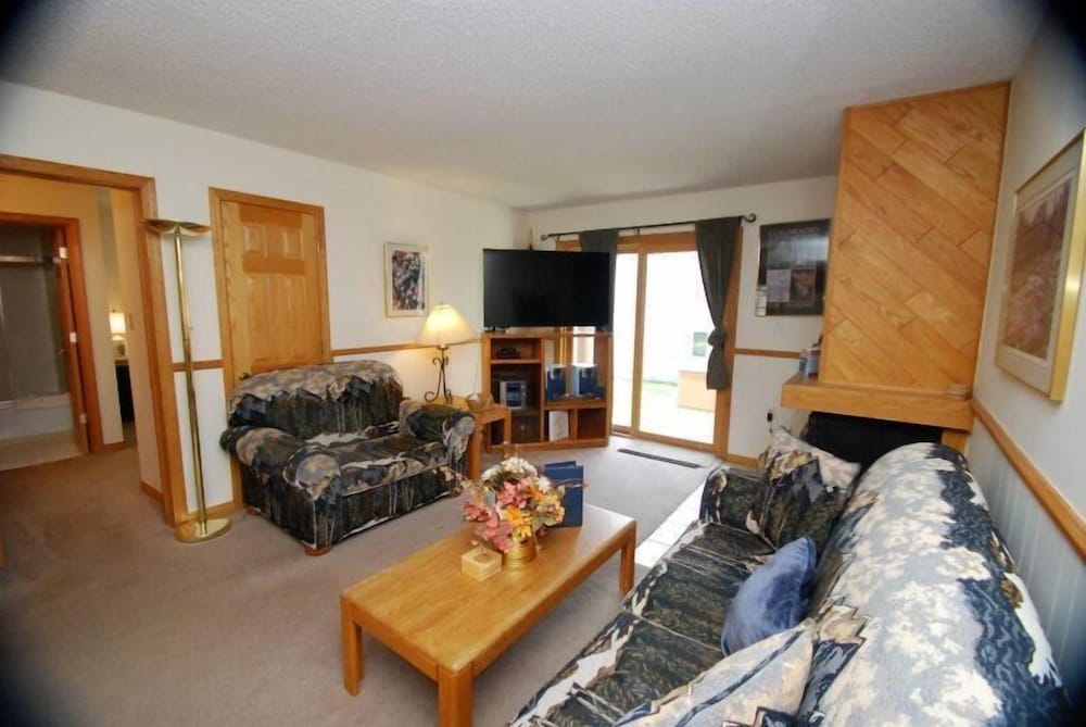 Snowdance Condo 2 Bedroom Apartment by Key to the Rockies