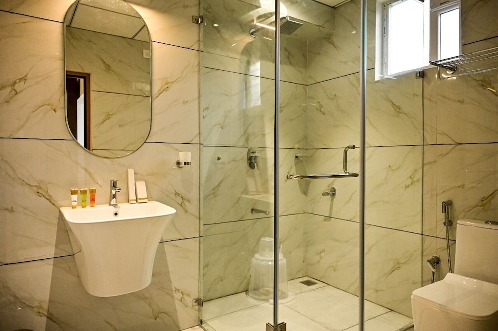 Hotel S S International