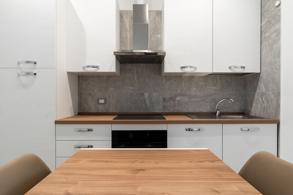 The Urban Nest Comfort Suite