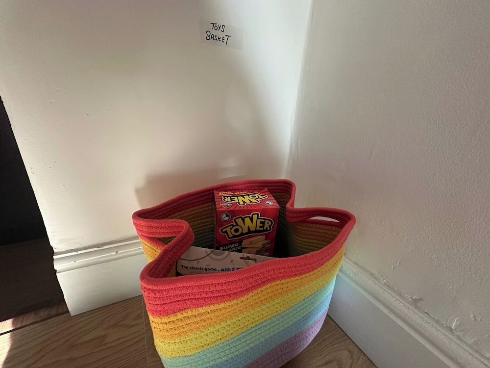 Cosy Croydon Apartment - Close to City Centre
