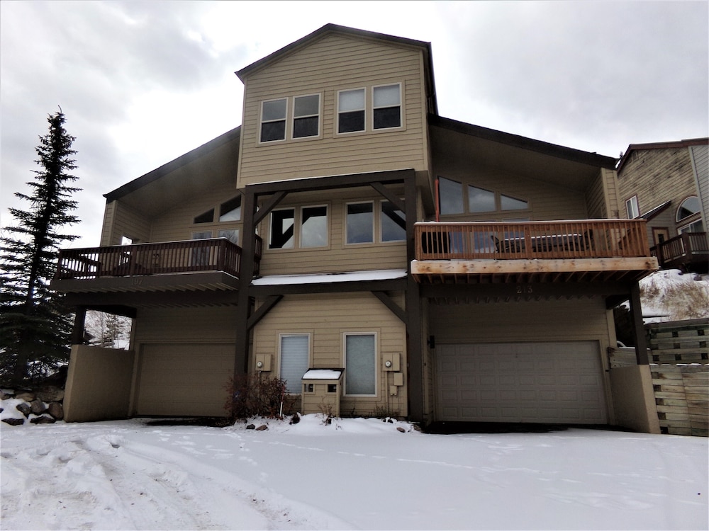 Summit County Vacations - Fawn Townhome 3 bed 3 bath HTJP3 - Property Image 13