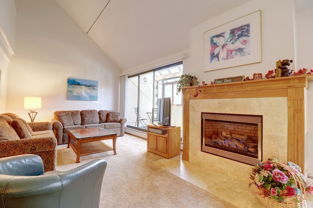 SkyRun - Vacation Condos in Copper Mountain Resort CO