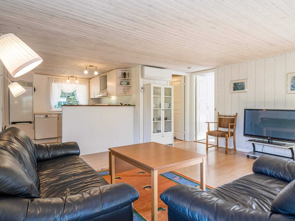 6 Person Holiday Home in Henne view 3